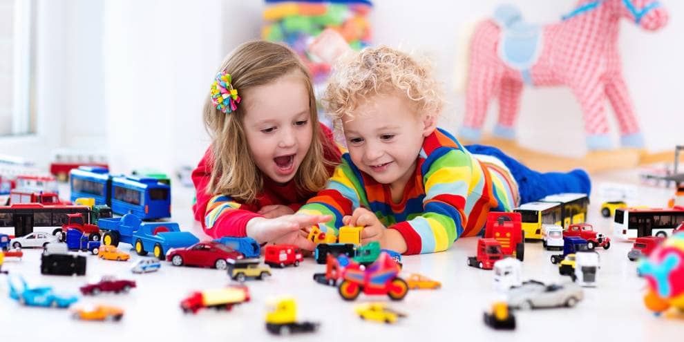 چگونه به وسیله اسباب بازی‌ها سبب پرورش خلاقیت در کودک شویم؟